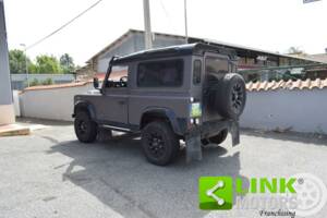 Image 3/10 of Land Rover Defender 90 (1997)