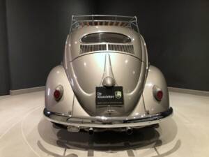 Imagen 4/30 de Volkswagen Beetle 1200 Standard &quot;Oval&quot; (1956)