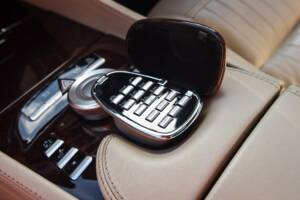 Bild 23/37 von Mercedes-Benz CL 600 (2007)
