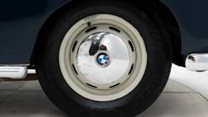 Image 11/15 de BMW 502 (1955)