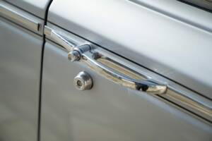 Image 22/50 of Bentley T 1 (1975)