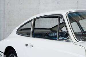 Immagine 29/50 di Porsche 912 (1966)