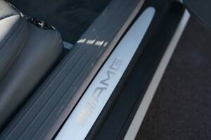 Image 20/51 of Mercedes-Benz SL 65 AMG (2007)
