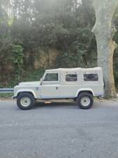 Bild 40/57 von Land Rover 110 (1989)