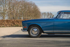Image 38/45 of BMW 503 (1958)