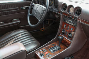 Bild 11/32 von Mercedes-Benz 500 SL (1988)