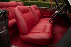 Image 22/50 of Bentley S 3 Continental (1962)