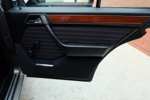 Bild 45/73 von Mercedes-Benz 230 E (1991)