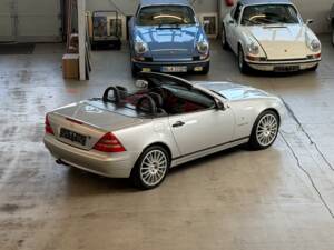 Image 14/51 of Mercedes-Benz SLK 230 Kompressor (1997)