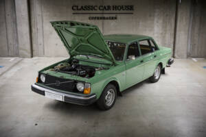 Immagine 90/98 di Volvo 244 DL (1975)