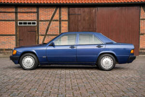 Imagen 12/48 de Mercedes-Benz 190 E 2.3 (1992)