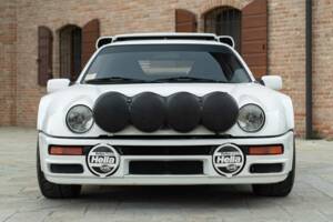 Image 4/50 of Ford RS200 (1987)