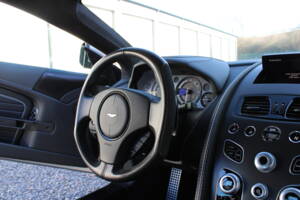 Bild 25/47 von Aston Martin DB 9 GT &quot;Bond Edition&quot; (2015)