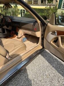 Bild 8/22 von Mercedes-Benz SL 500 (2000)