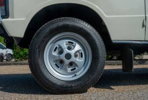 Image 36/48 de Land Rover Range Rover Classic 3.5 (1971)