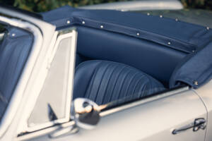 Image 8/14 of Maserati 3500 GTI Spyder Vignale (1962)