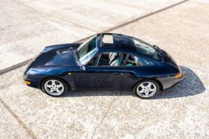 Image 7/35 de Porsche 911 Carrera (1995)