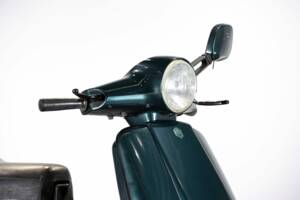 Bild 28/50 von Piaggio Vespa Cosa 150 (1990)
