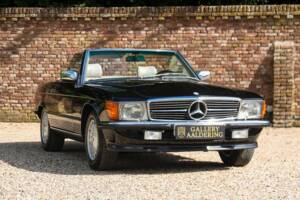 Image 27/50 de Mercedes-Benz 420 SL (1986)