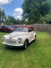 Image 7/11 of Morris Minor 1000 (1970)