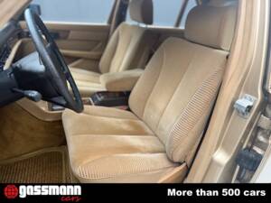 Afbeelding 10/15 van Mercedes-Benz 420 SEL (1986)