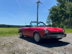 Afbeelding 3/100 van FIAT 124 Pininfarina Spidereuropa (1982)