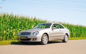 Image 6/49 of Mercedes-Benz CLK 280 (2006)