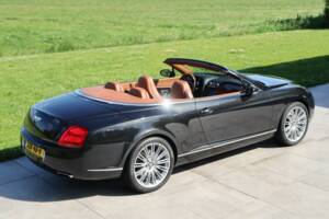 Bild 44/50 von Bentley Continental GTC (2007)