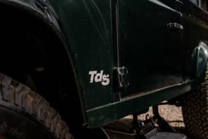 Image 28/50 de Land Rover Defender 90 Td5 (1999)