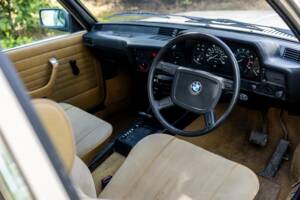 Image 44/48 of BMW 320/6 (1980)
