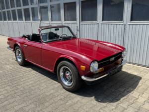 Image 1/18 of Triumph TR 6 (1969)
