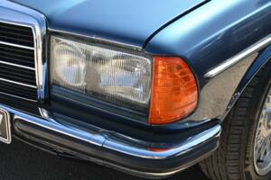 Bild 45/50 von Mercedes-Benz 280 CE (1983)