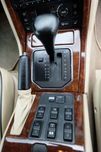 Afbeelding 56/95 van Land Rover Range Rover 4.6 Vogue (2002)