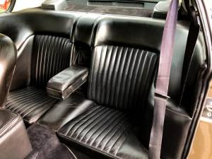 Image 22/42 of Aston Martin Vantage (1973)