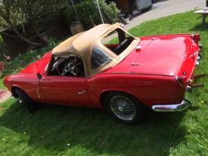 Image 24/68 of Triumph Spitfire Mk II (1965)