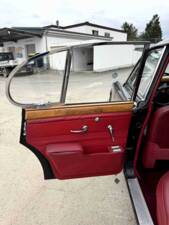 Bild 32/50 von Jaguar S-Type 3.8 (1966)