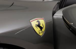 Imagen 28/42 de Ferrari 296 GTS (2024)