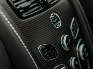Image 25/65 de Aston Martin Vantage GT8 (2017)