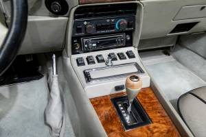 Image 14/27 of Aston Martin V8 EFi Volante (1987)