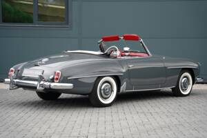 Image 5/50 de Mercedes-Benz 190 SL (1961)
