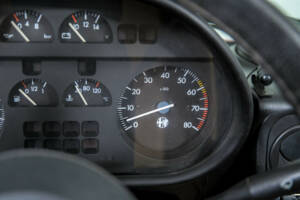 Immagine 23/50 di Alfa Romeo 2.0 Spider (1991)