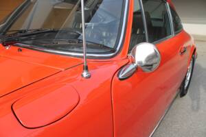 Image 61/79 of Porsche 912 (1969)