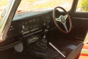 Image 49/50 de Jaguar Type E (2+2) (1969)