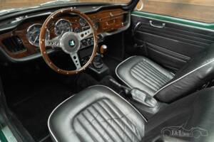 Image 7/7 of Triumph TR 4A (1967)