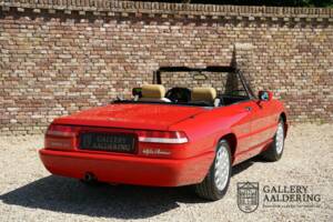 Immagine 34/50 di Alfa Romeo 2.0 Spider (1991)