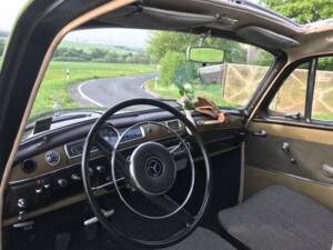 Image 9/18 of Mercedes-Benz 190 Db (1959)