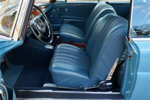 Bild 18/50 von Mercedes-Benz 250 SE (1967)