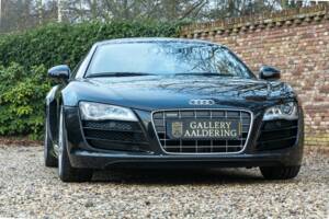 Image 22/50 de Audi R8 V10 (2011)