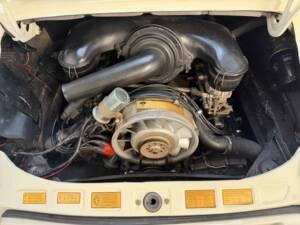 Bild 9/50 von Porsche 911 2.4 S "Ölklappe" (1972)