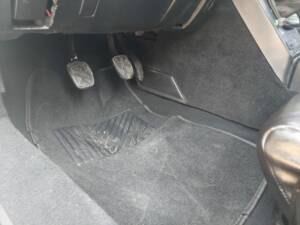 Image 9/27 of Alfa Romeo 2.0 Spider (1991)